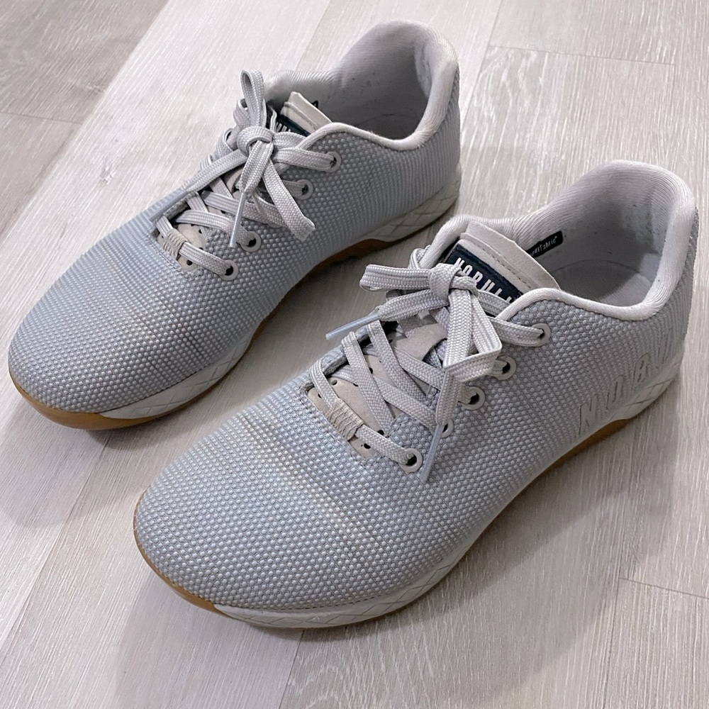 No Bull light grey trainers